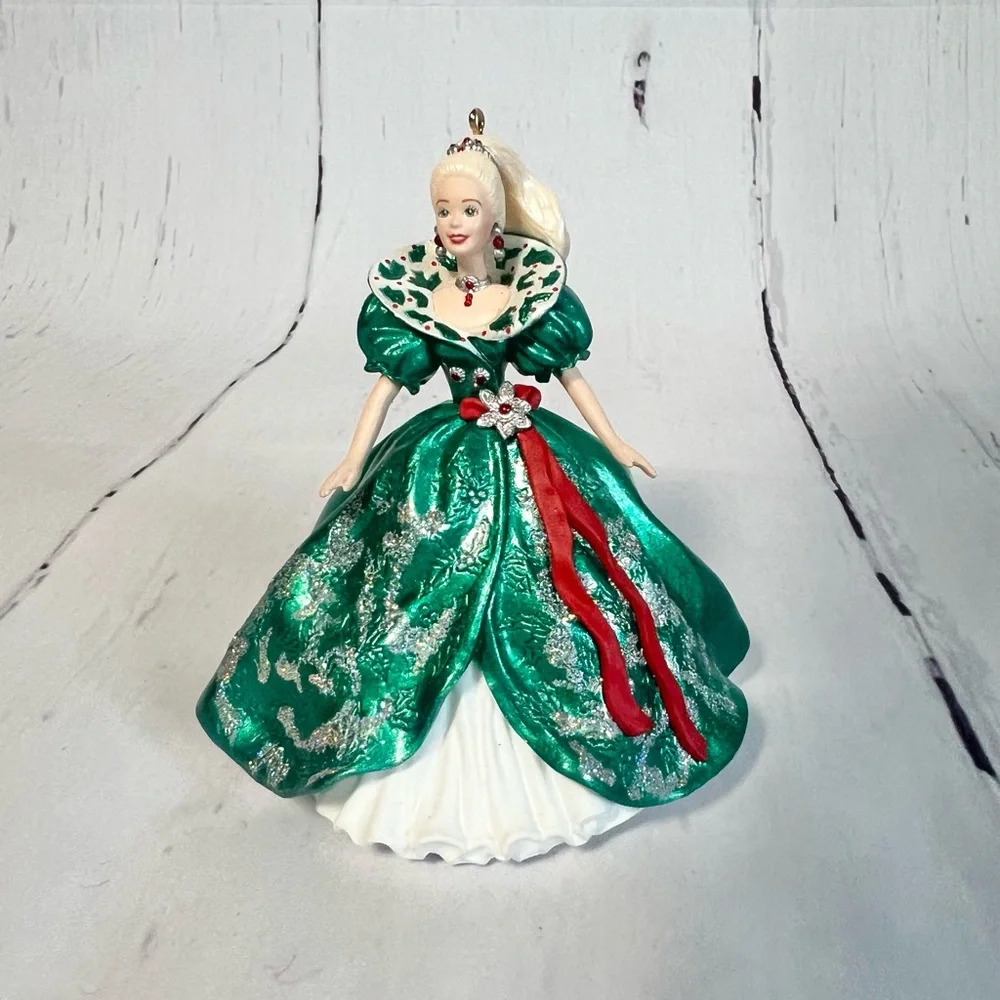 Vintage 1995 Hallmark Holiday Barbie Keepsake Ornament 3rd in Series Green Dress